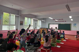 �h�������l(xi��ng)�h�_չ�������c���Ρ��W(xu��)�ƽ��O(sh��)���(d��ng)