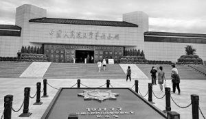 ��Сֲ��׌�tɫ�Ļ��YԴ�����c���и����ЙC�ں��໥���M